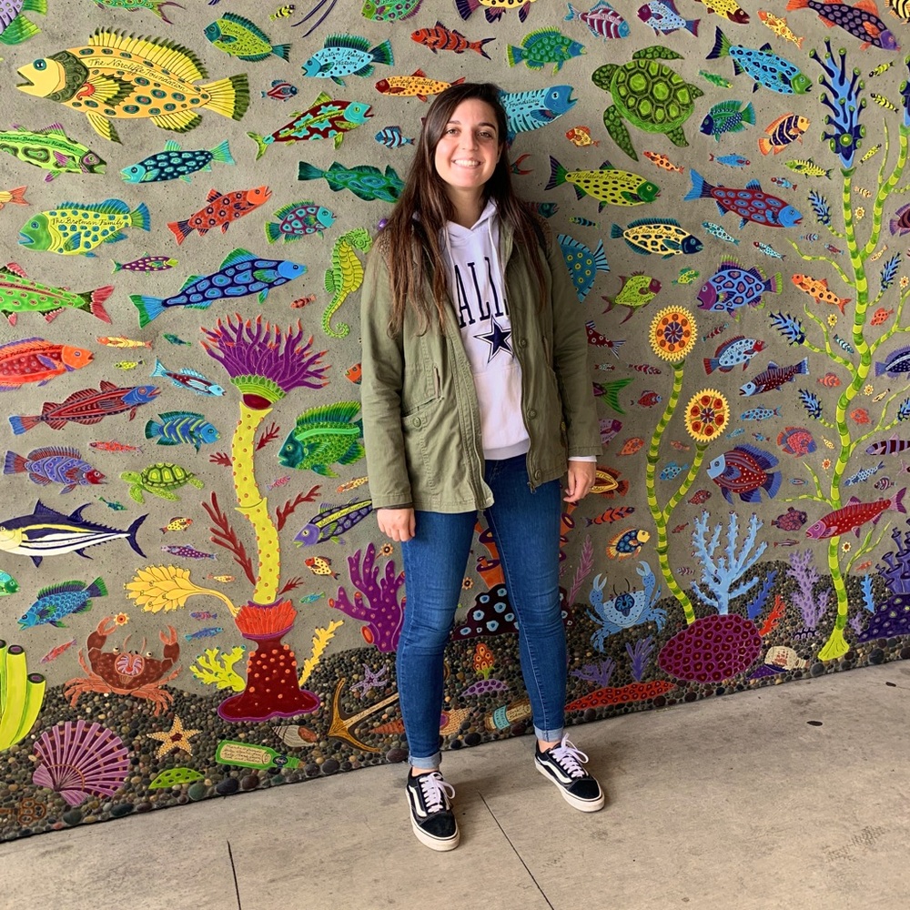 Meet your Posher, Laura